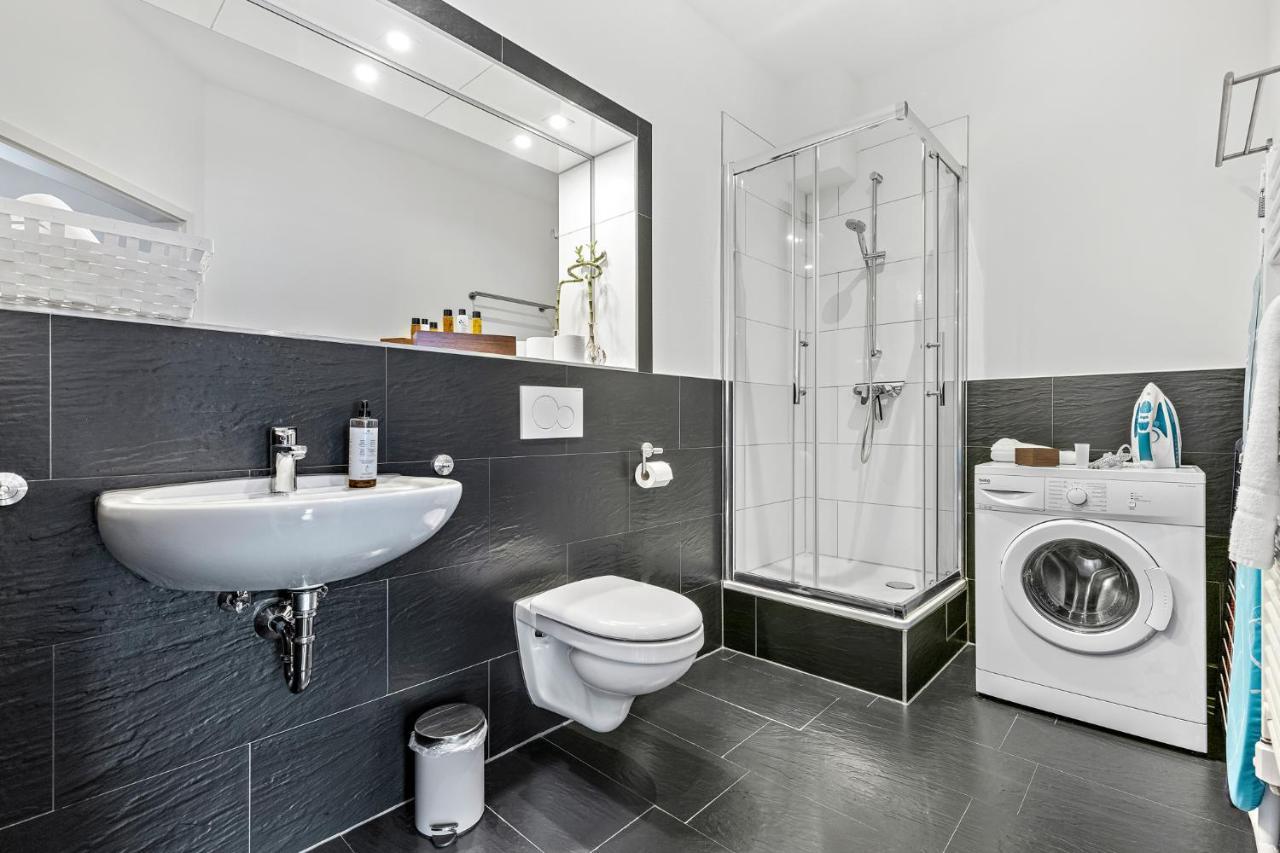 Luxomes - Spacious For 4 - Kitchen - Parking * Ingolstadt